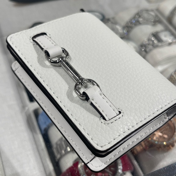 MICHAEL KORS Carson Small Pebbled Leather Wallet
Optic White 
NWT - Picture 2 of 16